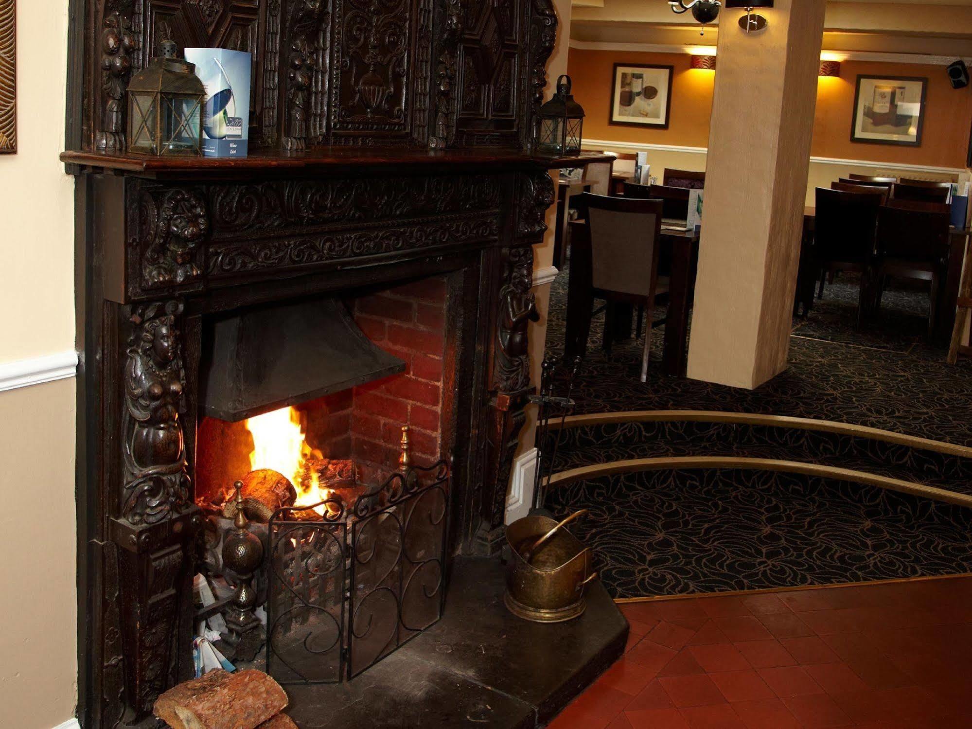 Lion And Swan Hotel קונגלטון מראה חיצוני תמונה